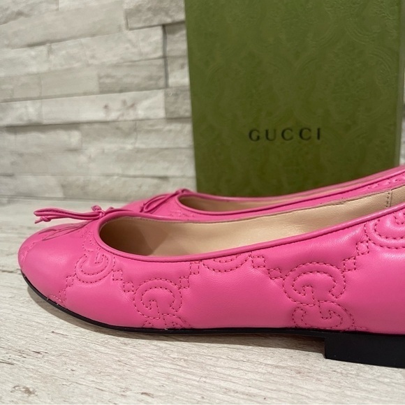 GUCCI Monogram Pink Quilted Matelasse Leather GG Bow Ballet Flats SZ 37.5 $920 - Picture 6 of 16